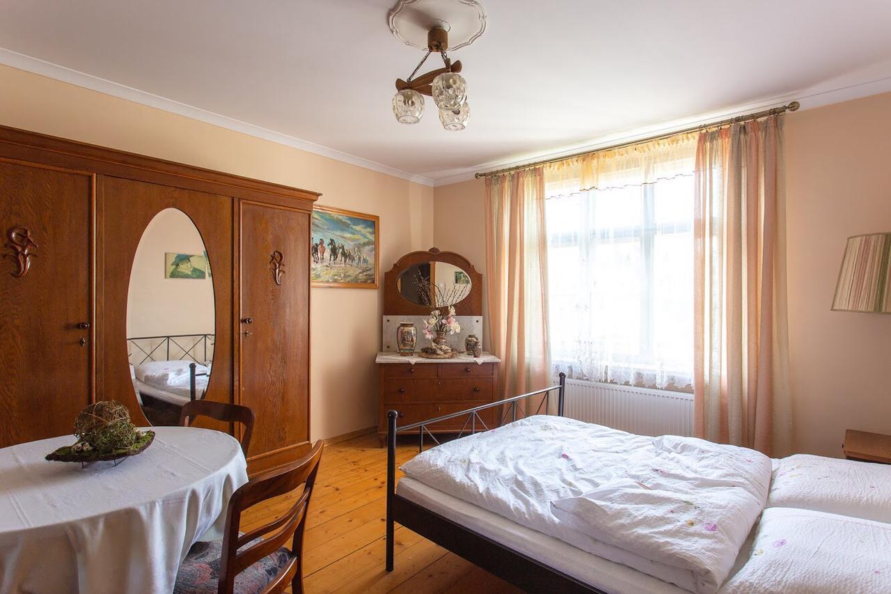 Dom Pod Rybia Skala Apartment Jelenia Gora Exterior photo